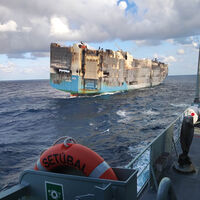 Ahora hay 1.100 Porsche a 3.000 metros bajo el agua frente a las Azores: el Felicity Ace ha terminado por hundirse