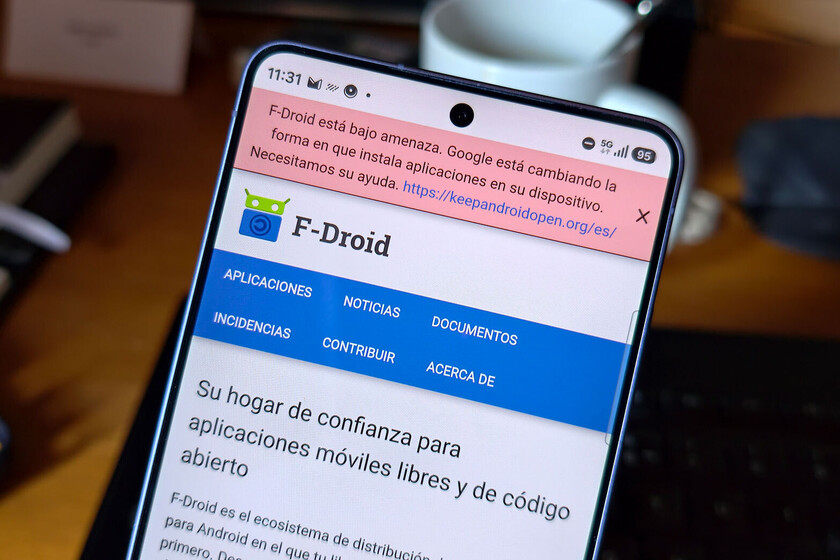 Google va a bloquear una de las mayores ventajas de Android. Los representantes de las apps libres están en pie de guerra