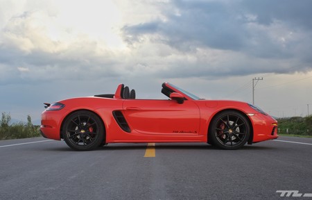 Porsche 718 Boxster S 18