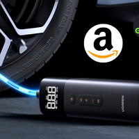 Este compresor de aire de UGREEN puede inflar las llantas de tu auto en tres minutos y Amazon lo tiene en su precio mínimo histórico 