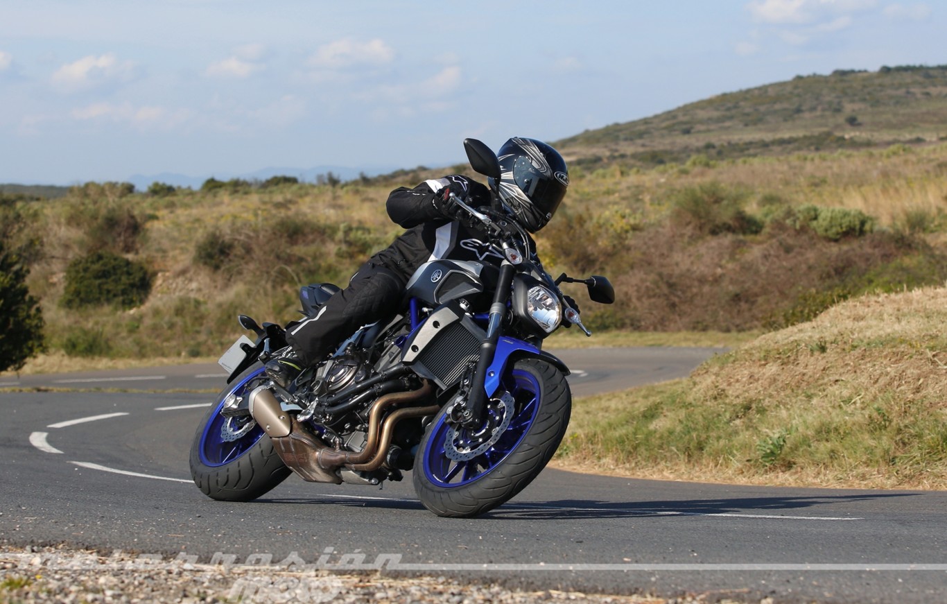 Nos vamos a Francia a conocer los nuevos Dunlop RoadSmart III