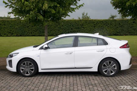 Hyundai IONIQ, toma de contacto