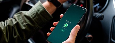 WhatsApp en el coche: cómo leer y responder mensajes sin que te multen