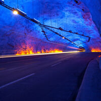 La empresa responsable del puente que mató a 46 personas en Italia va a "compensarlo" construyendo el túnel submarino más grande de Europa