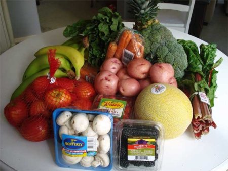Cinco tipos de alimentos que no deben faltar en una dieta saludable