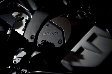 Suzuki V Strom 1000 2020 Teaser 1