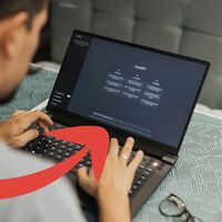 Algo pasa en los cerebros de las personas que usan ChatGPT. Este es el primer estudio que lo demuestra 