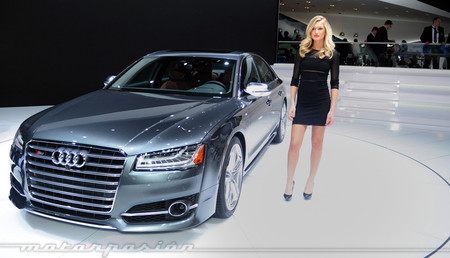 Las chicas del Salón de Detroit 2014