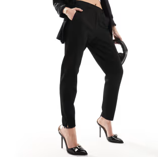 Pantalones de sastre negros de corte capri slim de Object
