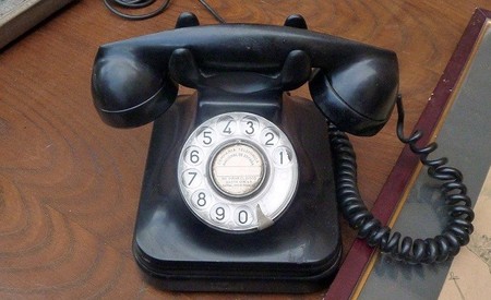 Jazztel, Vodafone y Yoigo denunciadas por el cobro de la emisión de facturas
