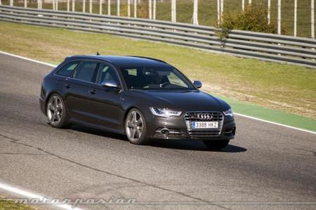 Audi Gama S y TT RS Plus, presentación y prueba en el Circuito del Jarama