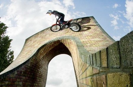 Julien Dupont, la vuelta al mundo haciendo trial