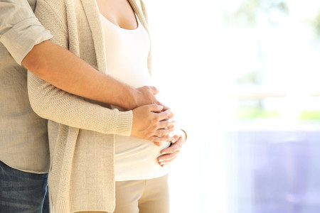 Psoriasis y fertilidad: cómo afecta el diagnóstico de esta enfermedad en la mujer en edad fértil