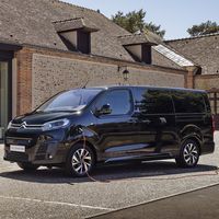 La Citroën ë-Spacetourer ahora es una furgoneta eléctrica de hasta 9 plazas con 330 km de autonomía