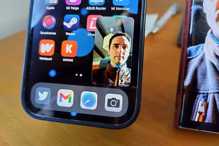 私たちの同僚の Iván Linares が Xataka の機能をテストしています。