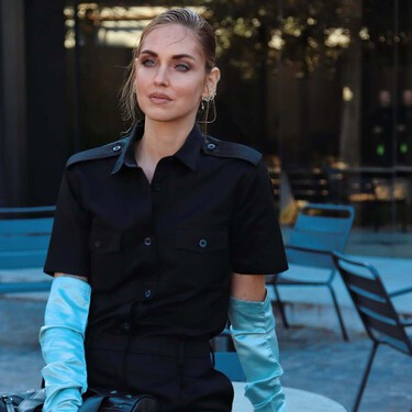 Las nuevas New Balance en color humo que adoran las fans del estilo old money 