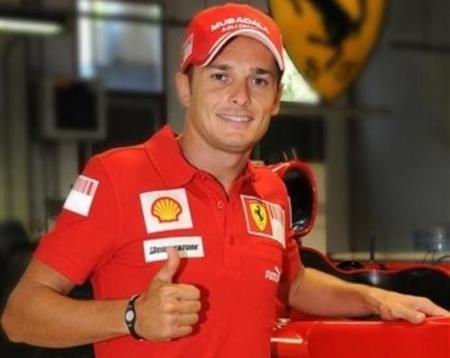 Giancarlo Fisichella será probador y reserva de Ferrari en 2010