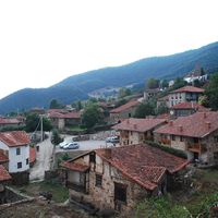 España creía haber probado de todo para frenar el éxodo rural, hasta que Cantabria tuvo una idea: financiar corridas de toros