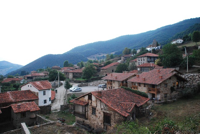 Vista De Lerones