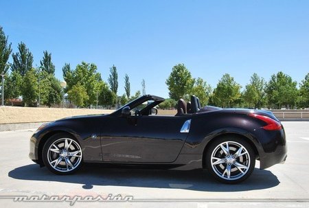 Nissan 370Z Roadster