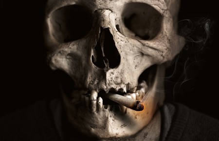 El tabaco causa cientos de mutaciones genéticas que no desaparecen nunca