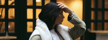 He encontrado en las segundas rebajas de Parfois es bolso bandolera que llevaremos 24/7: elegante, multiposición y de yute