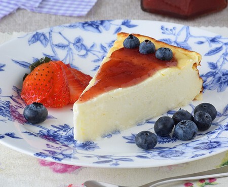 Tarta de queso ligera: es una tarta, sí, pero la que menos pesa de todas