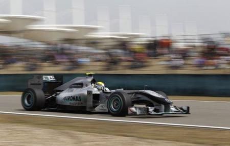 El F-Duct de Mercedes GP no estará a tiempo para el Gran Premio de España