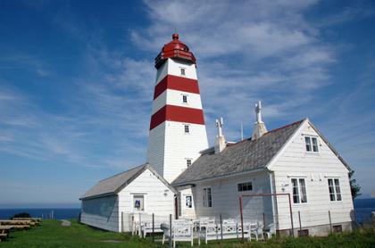 Faro en Alnes, Noruega. Tus fotos de viaje