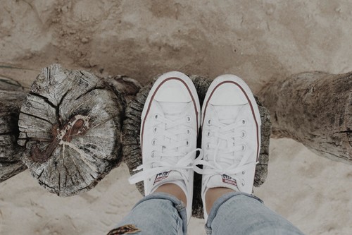 11 zapatillas Converse por menos de 35 euros: de lona, con estampados o con plataforma rebajadísimas