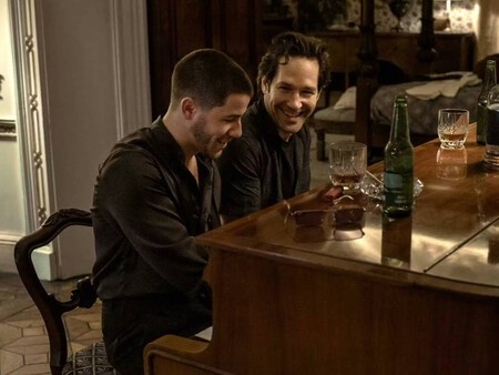 Nick Jonas y Paul Rudd en 'Letras robadas'