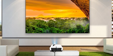 ViewSonic comienza el año con dos nuevos proyectores láser para cine en casa, uno Full HD y otro 4K