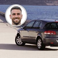 Ni tatuajes ni redes sociales ni superdeportivos: el mejor portero del Mundial tiene un Renault usado y no lo quiere soltar  