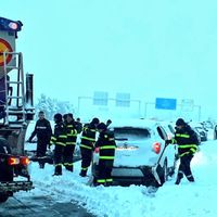 Fomento quiere evitar otro caos en la AP-6 y endurecerá las sanciones a las concesionarias de autopistas negligentes