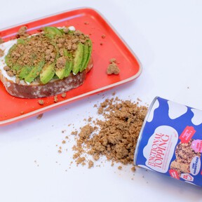 El queso vegano de Barcelona se atreve ahora también con los alimentos funcionales: qué son y para qué sirven