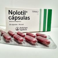 El Nolotil deja de ser un medicamento seguro durante la lactancia: por qué elevan su nivel de riesgo y qué alternativas existen