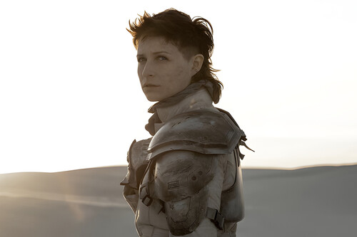 Raised By Wolves Portada