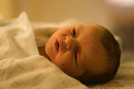 Nace el primer bebé español libre de la mutación que predispone a padecer cáncer de mama