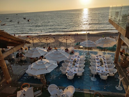 Escápate a este paraíso de Jalisco, cuna del “pescado embarazado”, con Malecón y una iglesia con una corona monumental