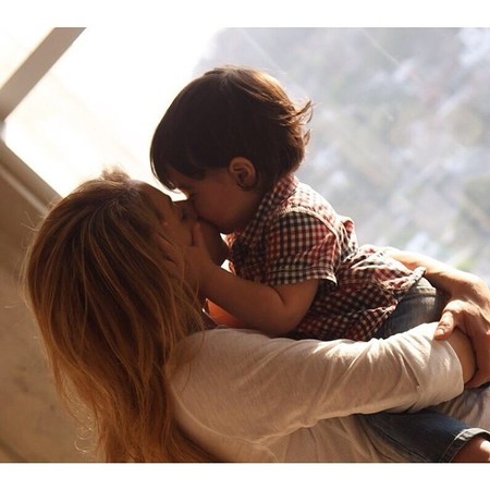 Y seguimos con más amor de madre entre las celebrities