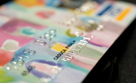 ¿Cuánto han subido los bancos las comisiones de mantenimiento de cuentas y de tarjetas?