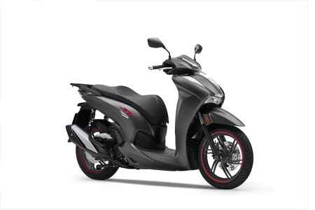 La Honda SH350i se actualiza con la Sporty Edition para seguir reinando entre los scooter de rueda alta