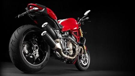 Ducati Monster 1200 S Stripe 1