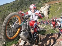 Victoria de Toni Bou en el inicio del Nacional Outdoor