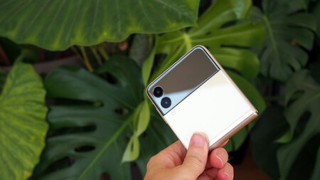 Samsung Galaxy℗ Z Plip3