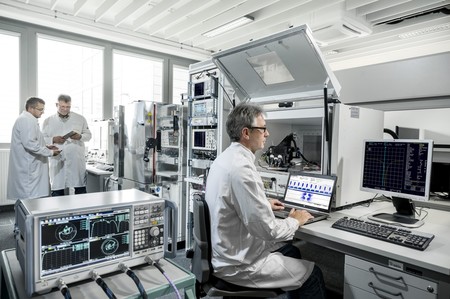 Continental Plantilla