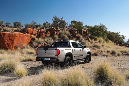 Volkswagen Amarok 2023 12