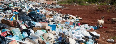 Más de 100.000 toneladas de basura recorrían cada año miles de kilómetros para enterrarse en Andalucía. Hasta ahora
