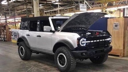 ¡Pillado! Este es el aspecto definitivo del Ford Bronco: un todoterreno que llegará con tres carrocerías