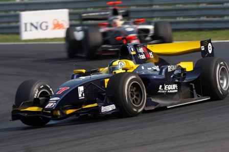 Andy Soucek firma el primer podium español de la temporada en la GP2